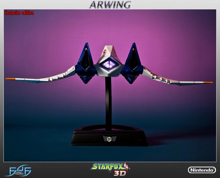 the-new-300-arwing-statue-from-first-4-figures-shi_4ky3